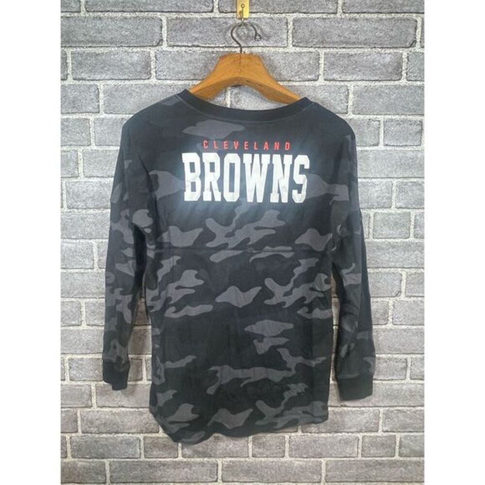 Cleveland Browns Camo Long Sleeve T-Shirt women’s oversized  Size M